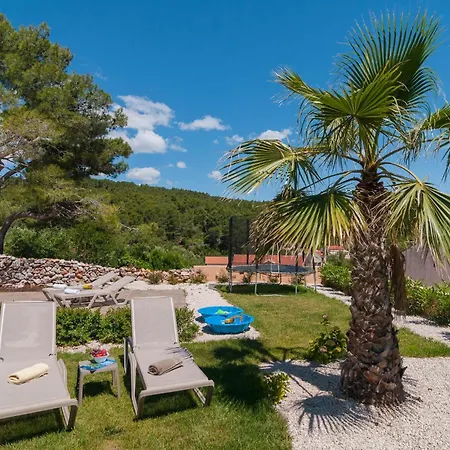 Cozy In Vrbanj With Sauna Casa vacanze Basina